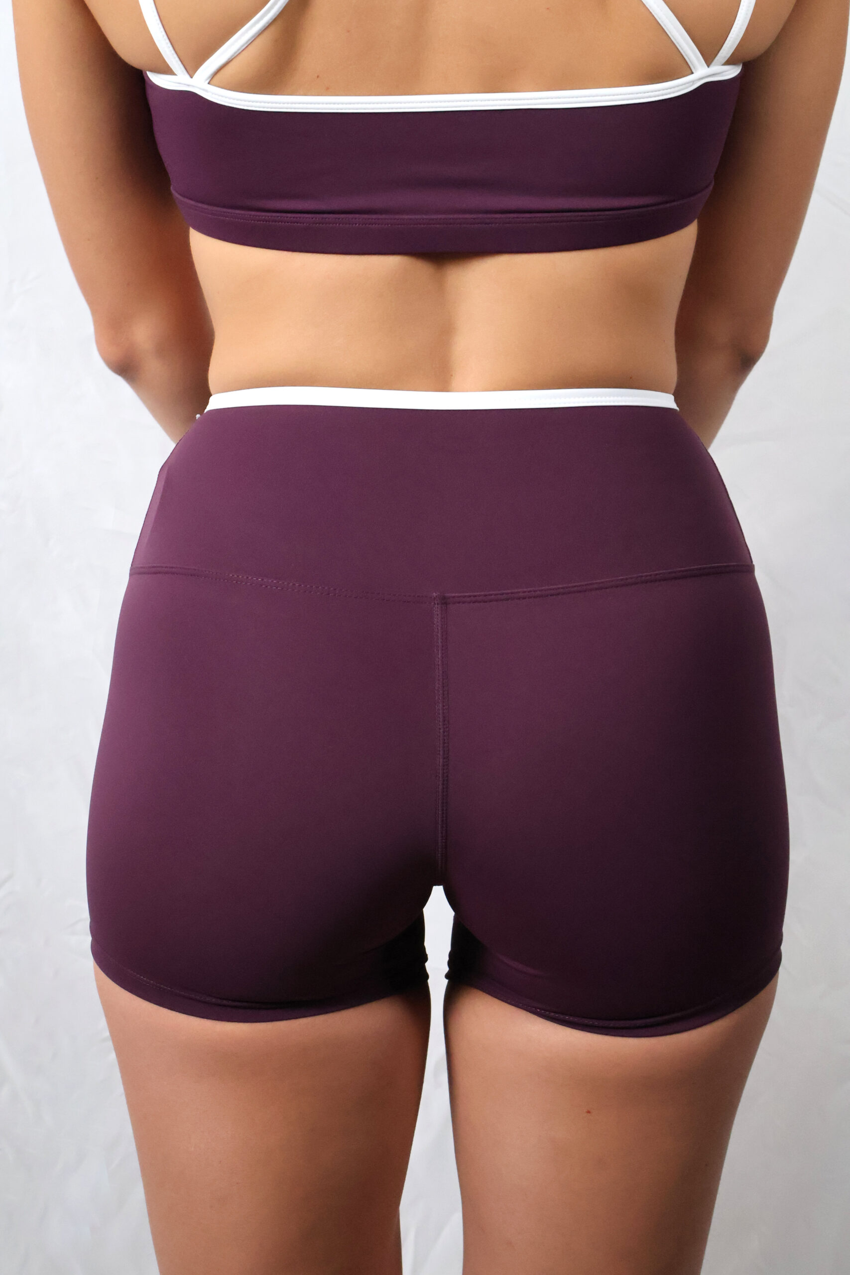 SHORT MARRA 4 E Conjunto morado corto scaled