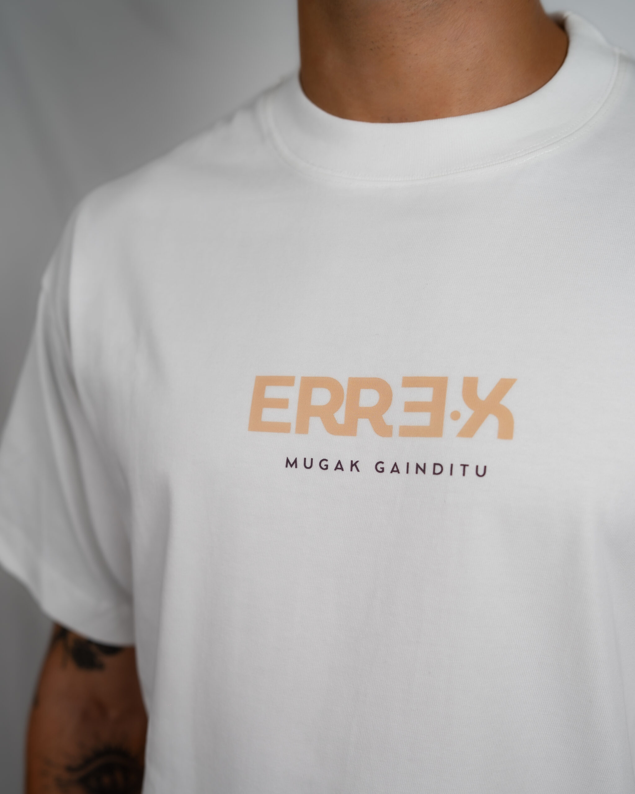 CAMISETA GORBEIA 2 ChicoBlanca1 scaled