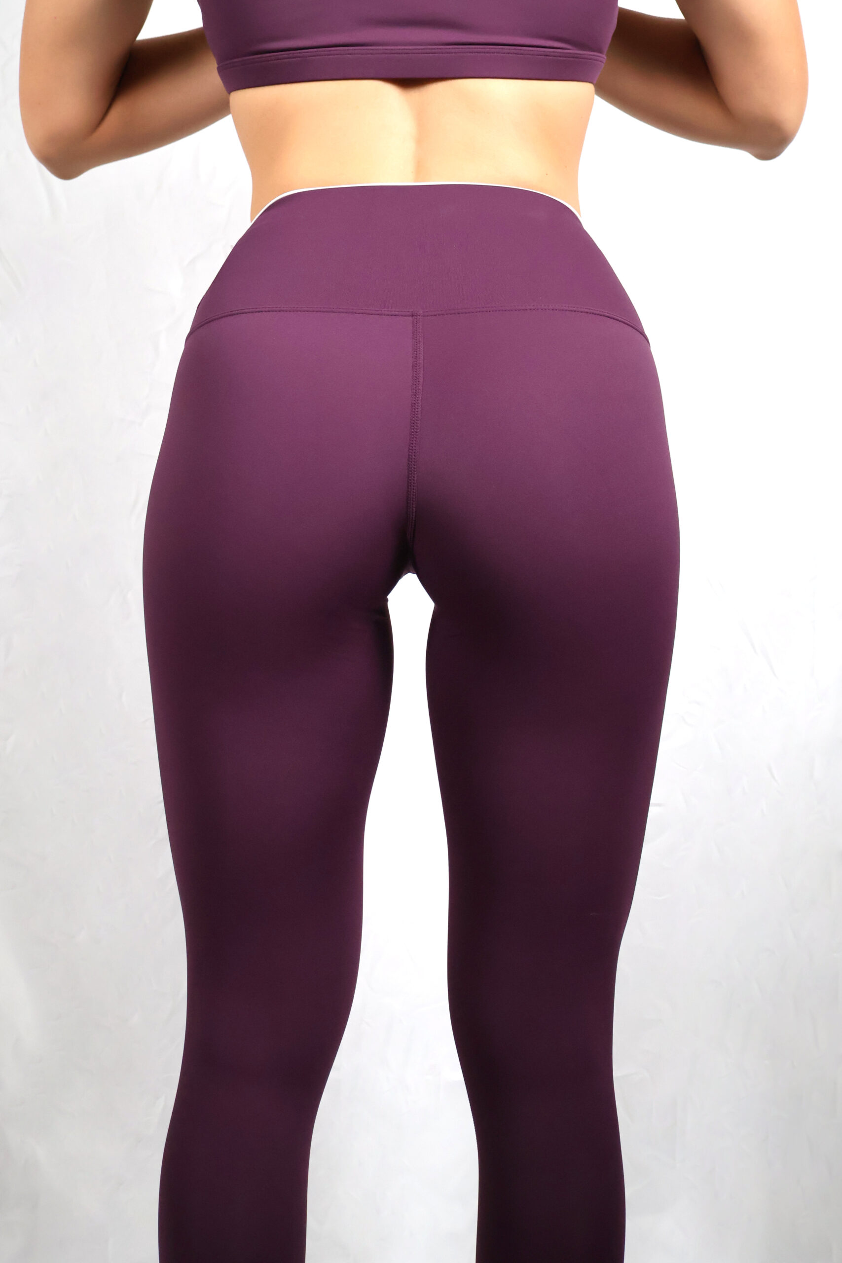 LEGGING MARRA 3 E Legging morado 3 scaled